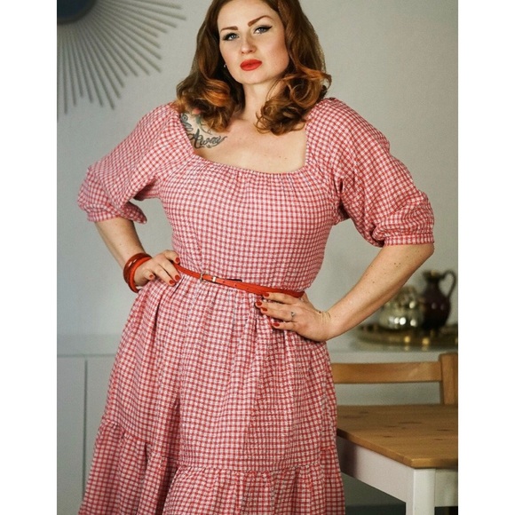 ❤️🤍🧺Dolly And Dotty Sonia Floaty Day Dress Gingham Red
Brand New With Tags - Picture 4 of 11